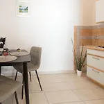 Διαμέρισμα Stanic Seget Vranjica
