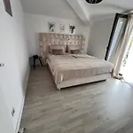 Stanic Апартаменты Сегет-Враница
