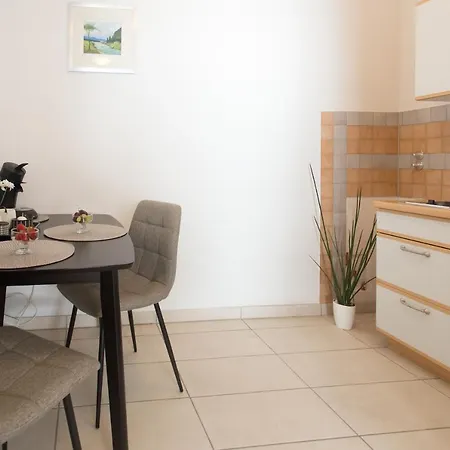 Apartamento Stanic Seget Vranjica