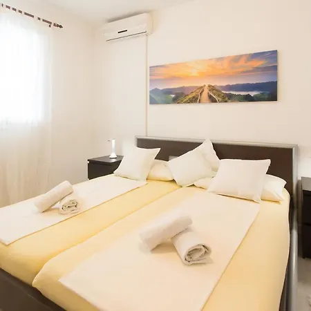 Stanic Apartment *