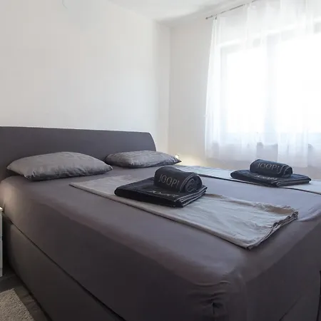 Stanic Appartement Seget Vranjica